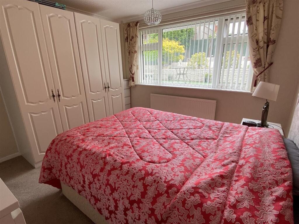 Double bedroom 2nd image