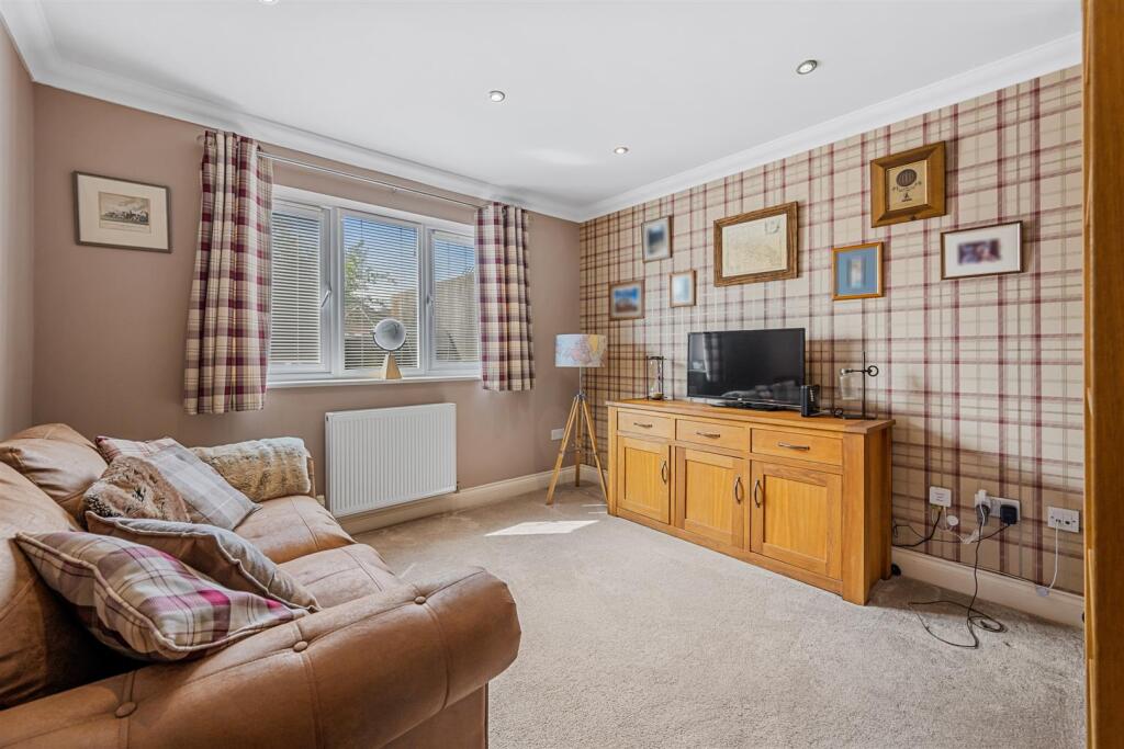 Sitting Room/Snug