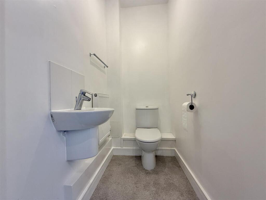 Downstairs WC.jpg