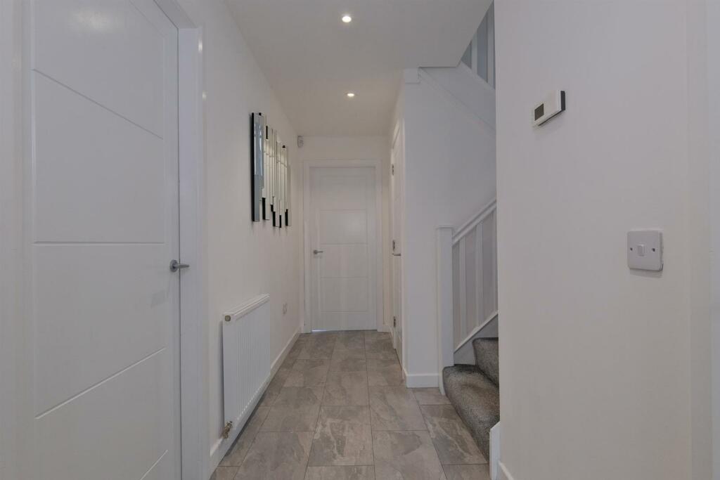 001-31 Ardencraig Terrace, Glasgow, G45 9BJ.jpg