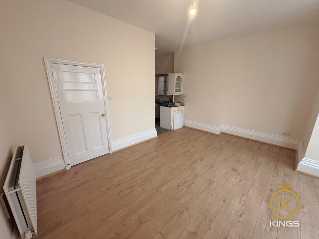 F1 249 LONDON ROA...