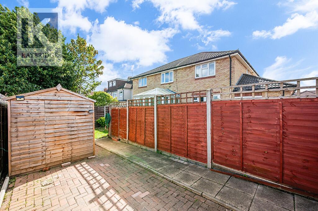 Charminster Road, Worcester Park - KT4 8PS