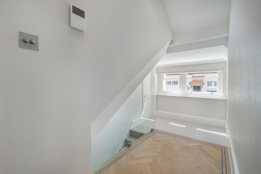 JLL Chel Let 1, 4...