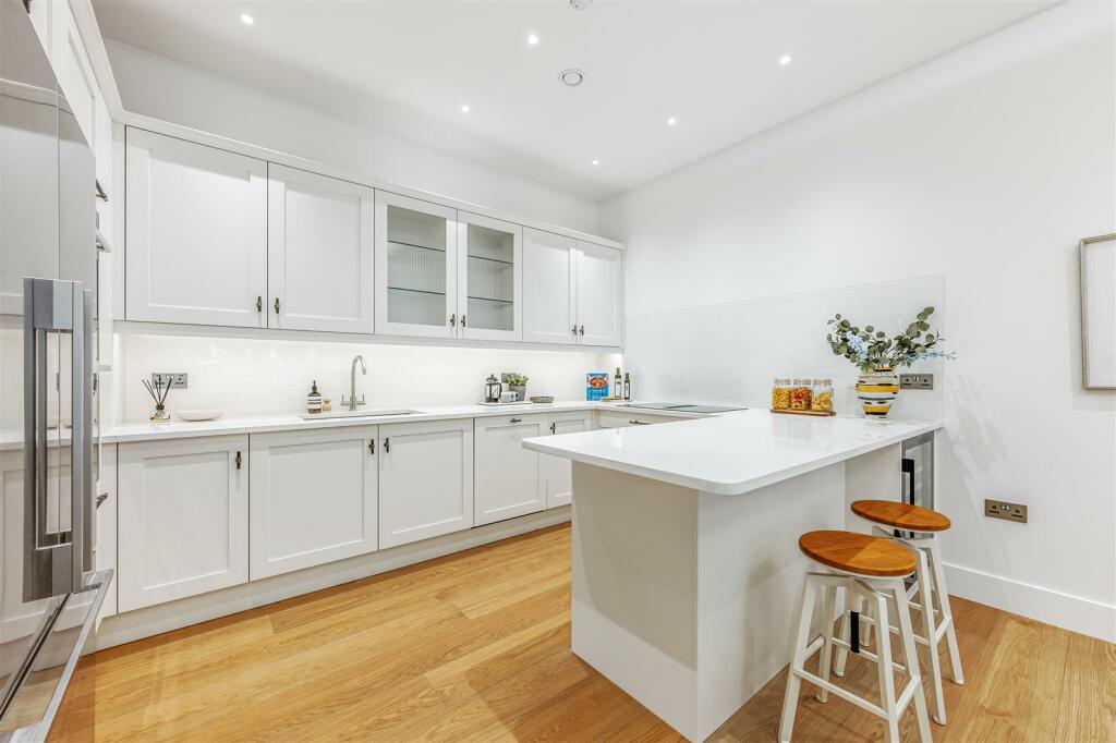 Flat 2 -  8 Twyford Avenue-4.jpg
