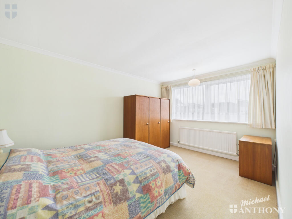 CAM03218G0-PR0758-STILL012