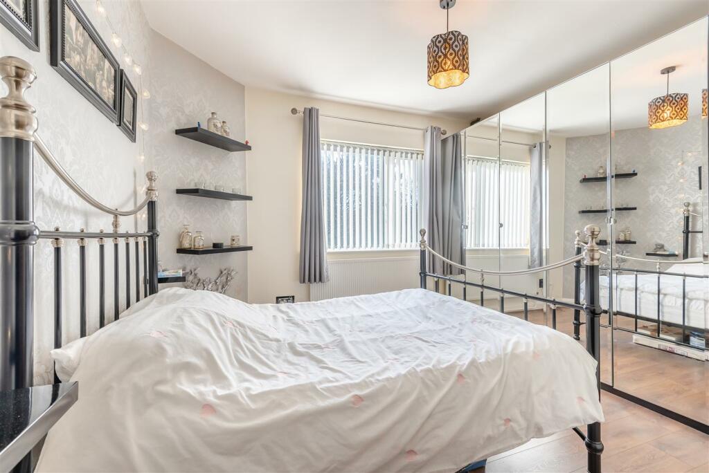 8584800-interior07.jpg