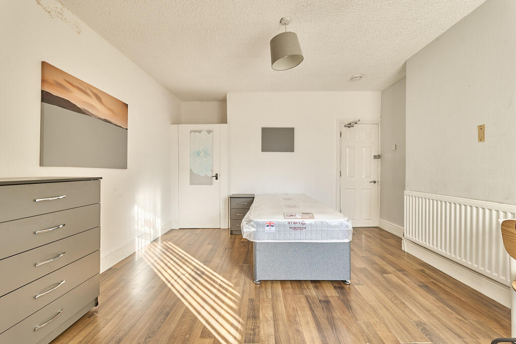 P1614588 HDR T202511031324.jpg