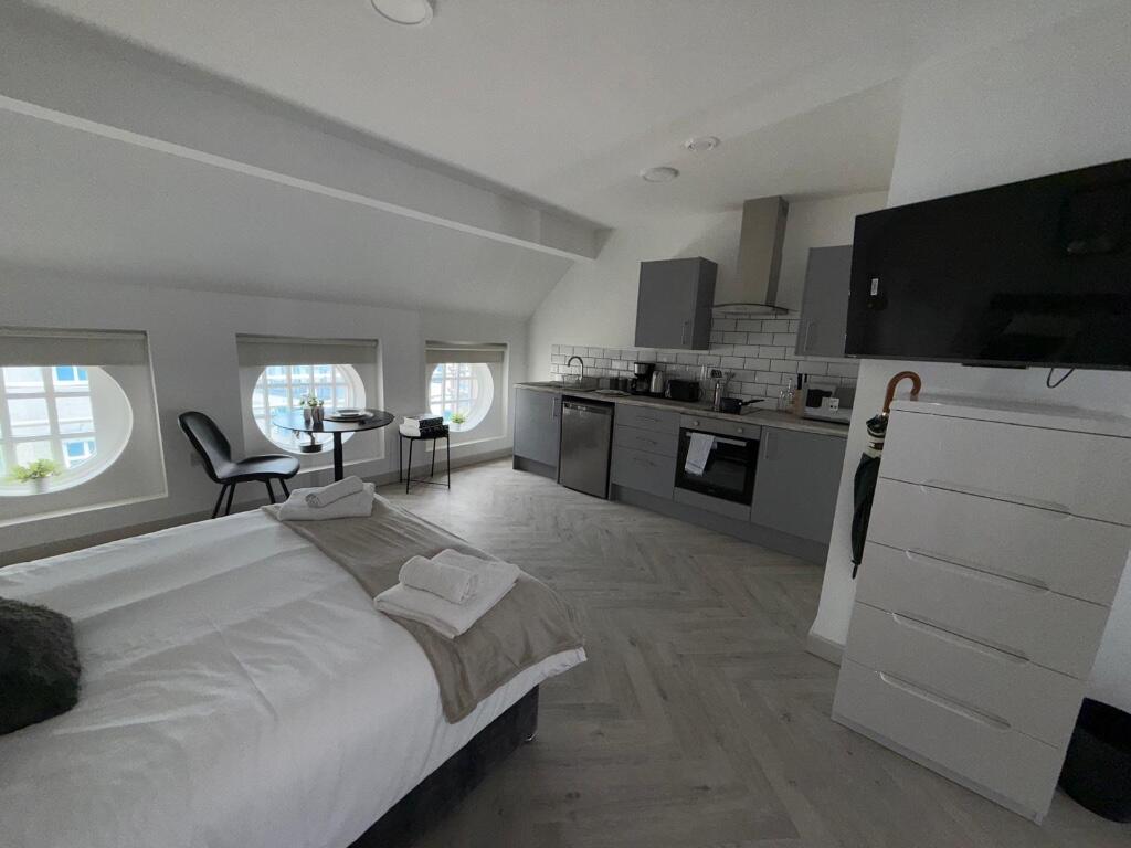 BED4