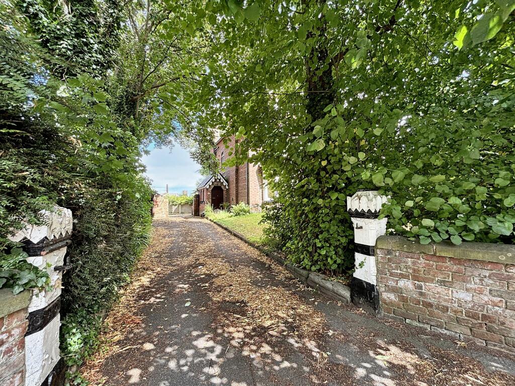 Driveway Entrance - Shared Access