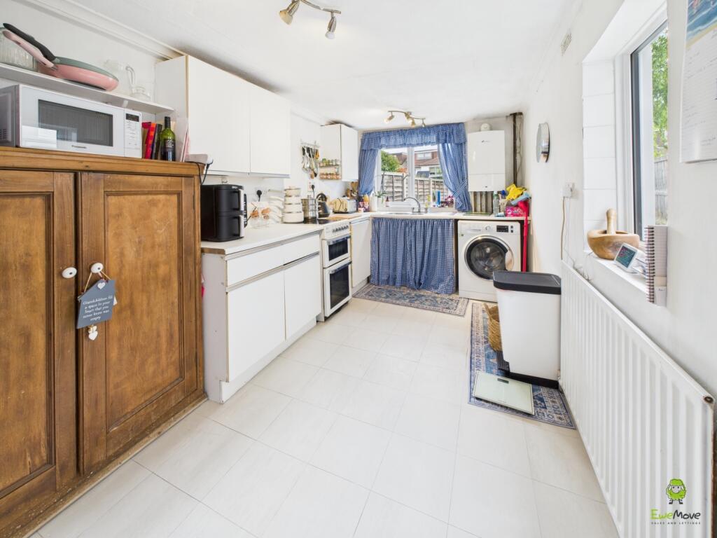 Presented by Clinton at EweMove Bexleyheath and Da