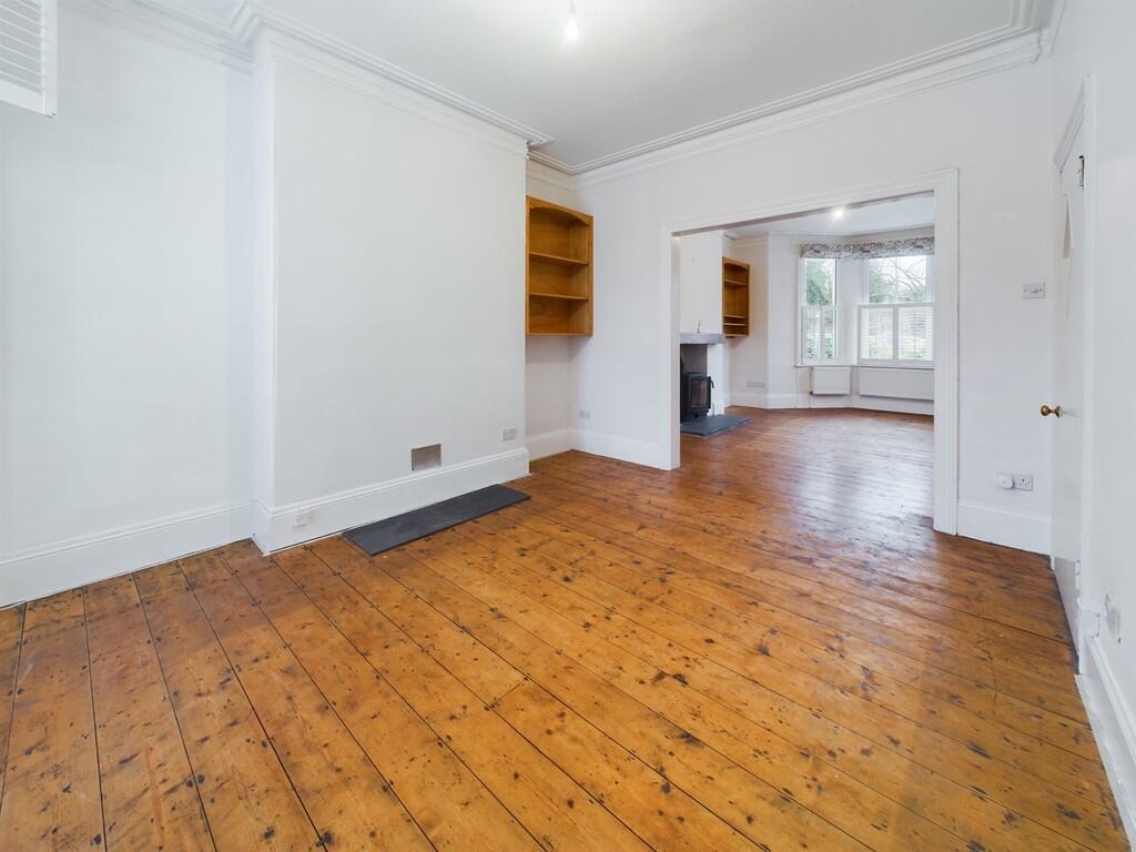 CAM02089G0-PR0387...