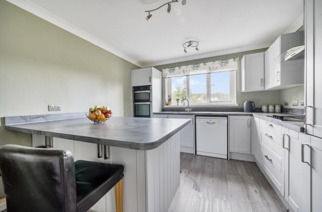 1349375-6-68bae61...