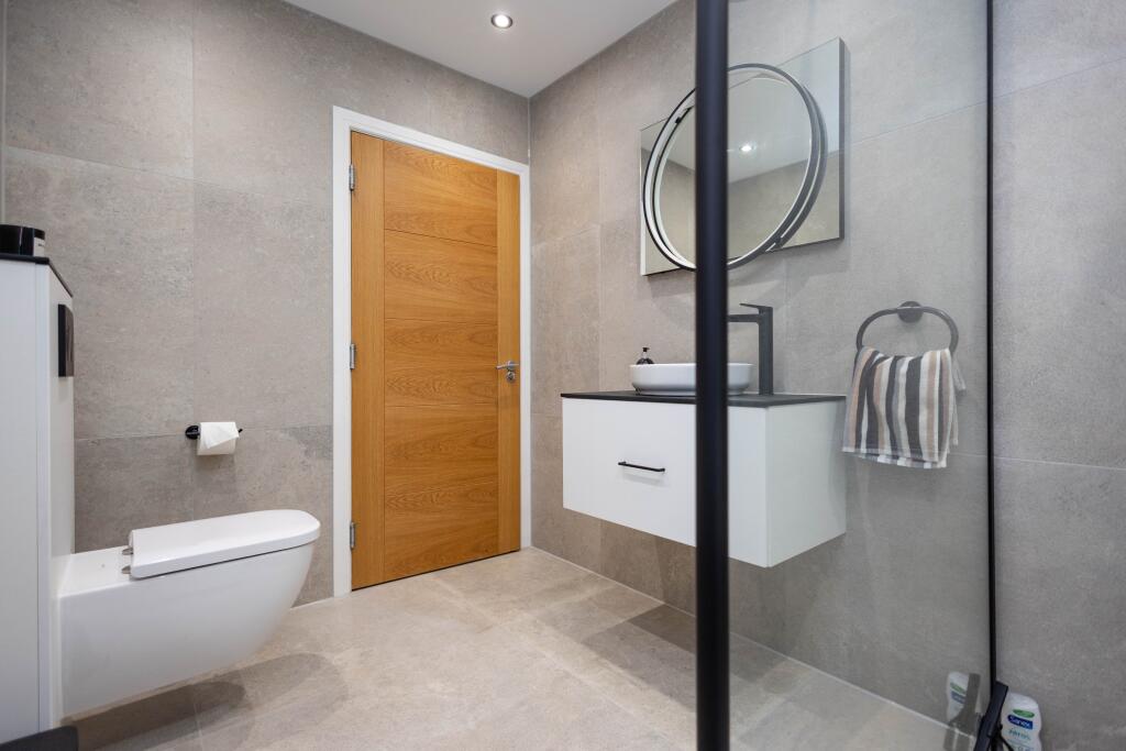 Basement wet room