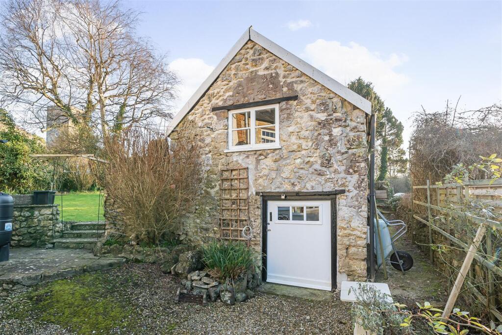 Outbuilding