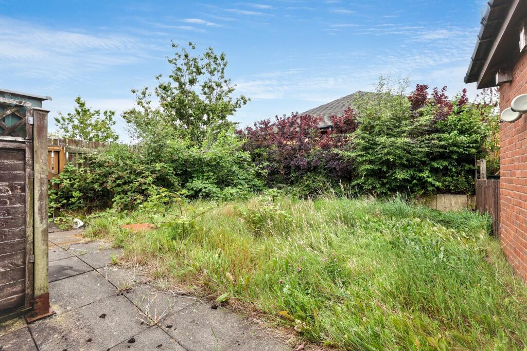 4 Lambeth Close, Blackburn, Lancashire BB1 1LB