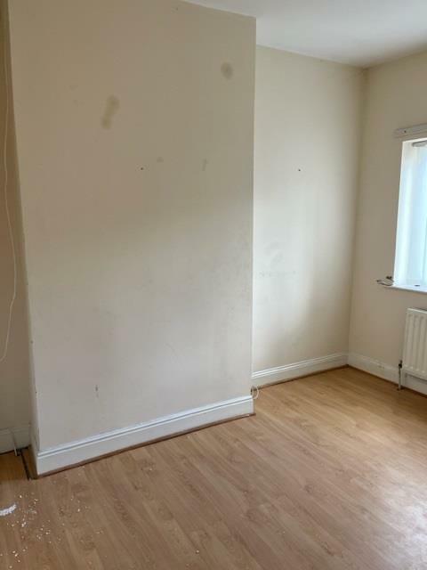 Bedroom1.jpg