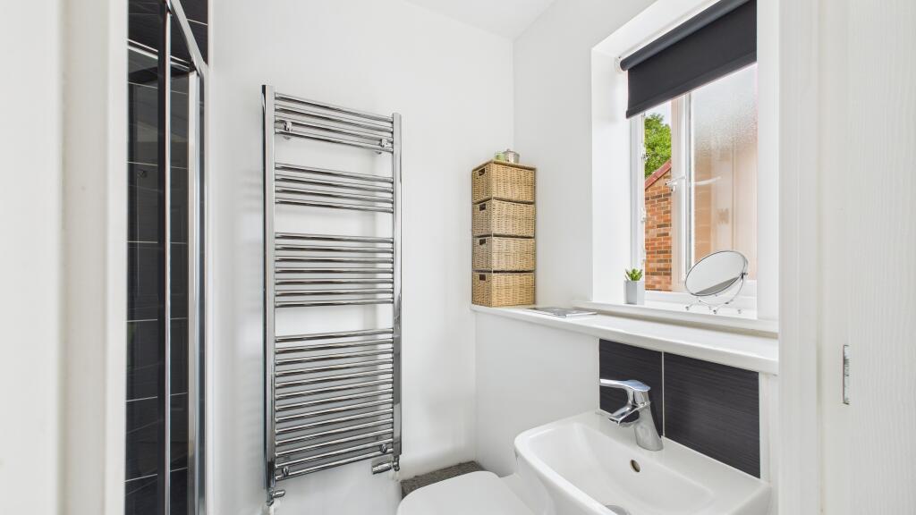 En Suite Bathroom