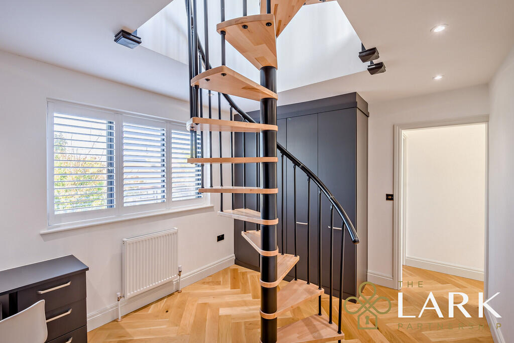 8670872-interiorW...