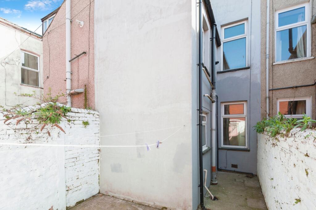 55greengatestreetgreengatestreetbarrow-in-furnessla141he-19