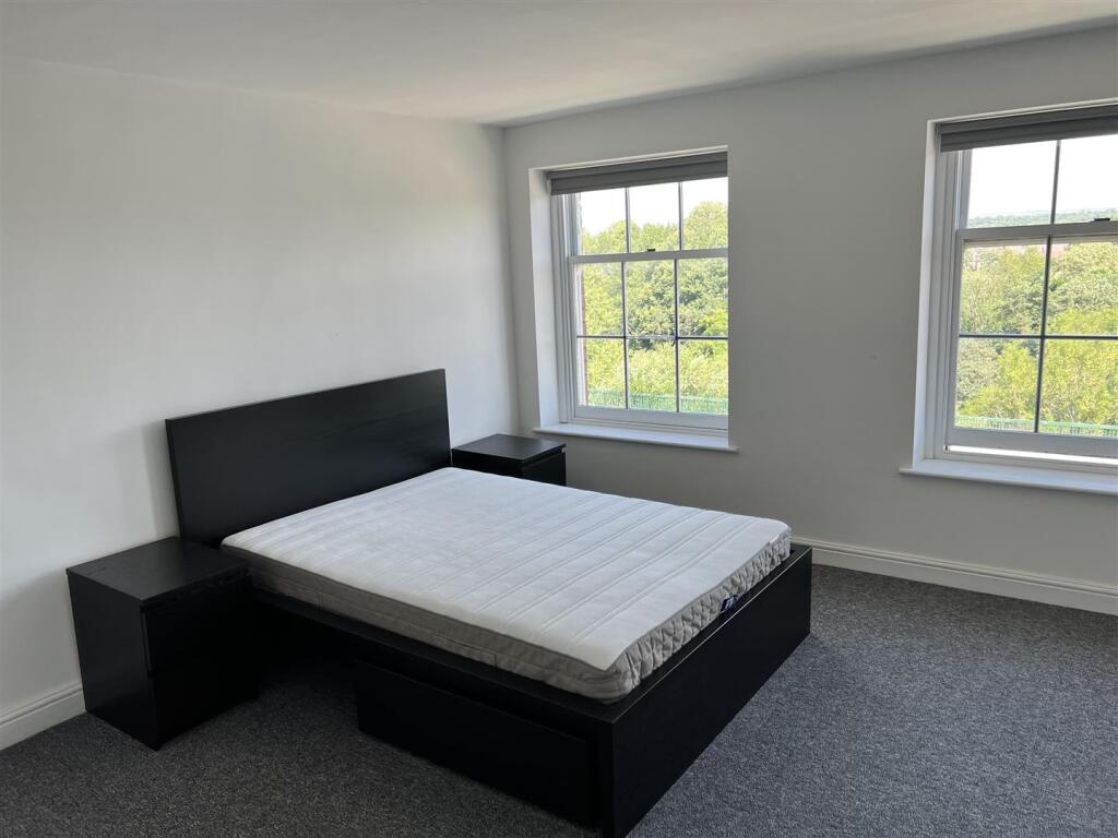 Room 8