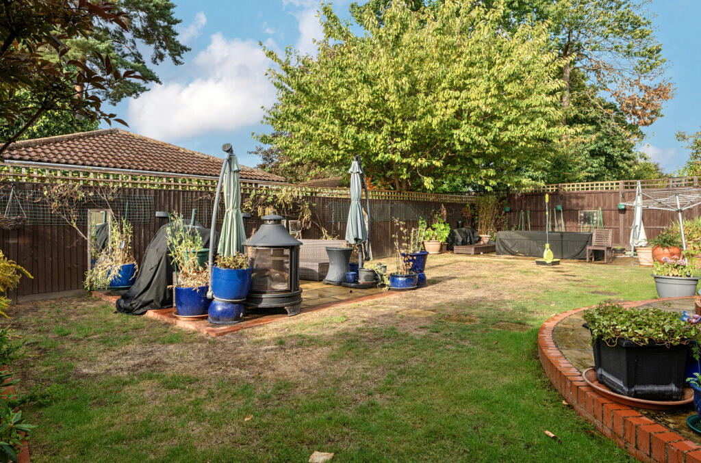 1344950-3-68b0870...