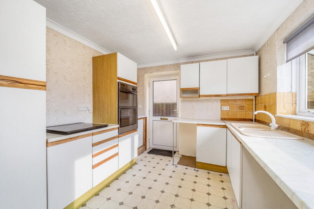 39 Pilgrims Way (Spalding)-13