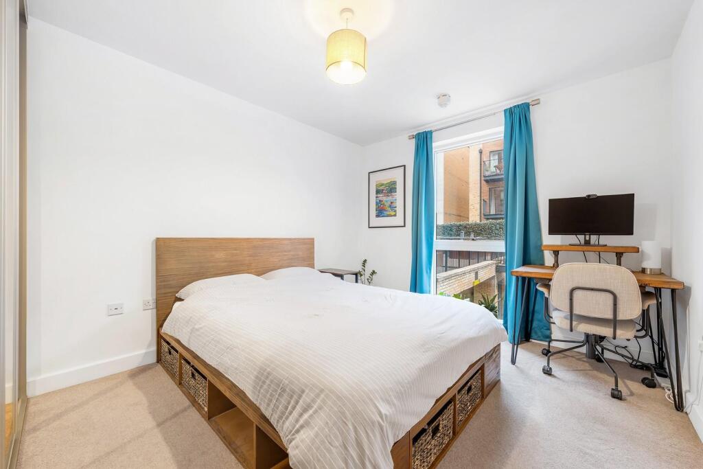 Bedroom.JPG