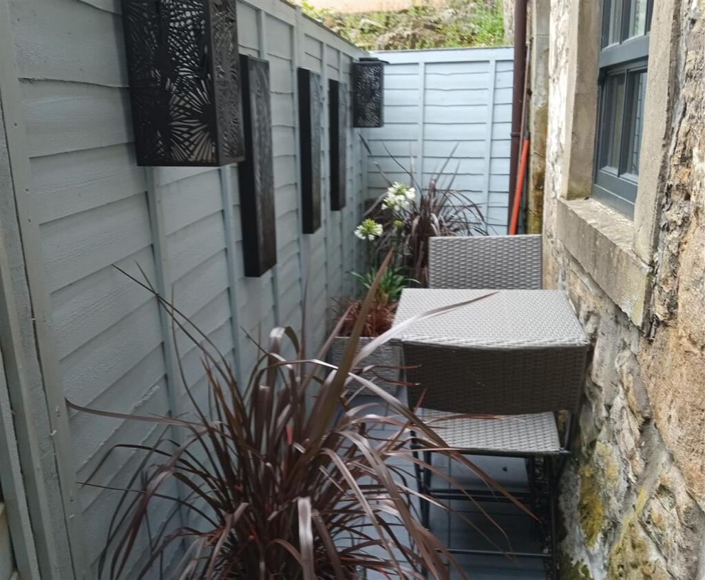 terrace.jpg