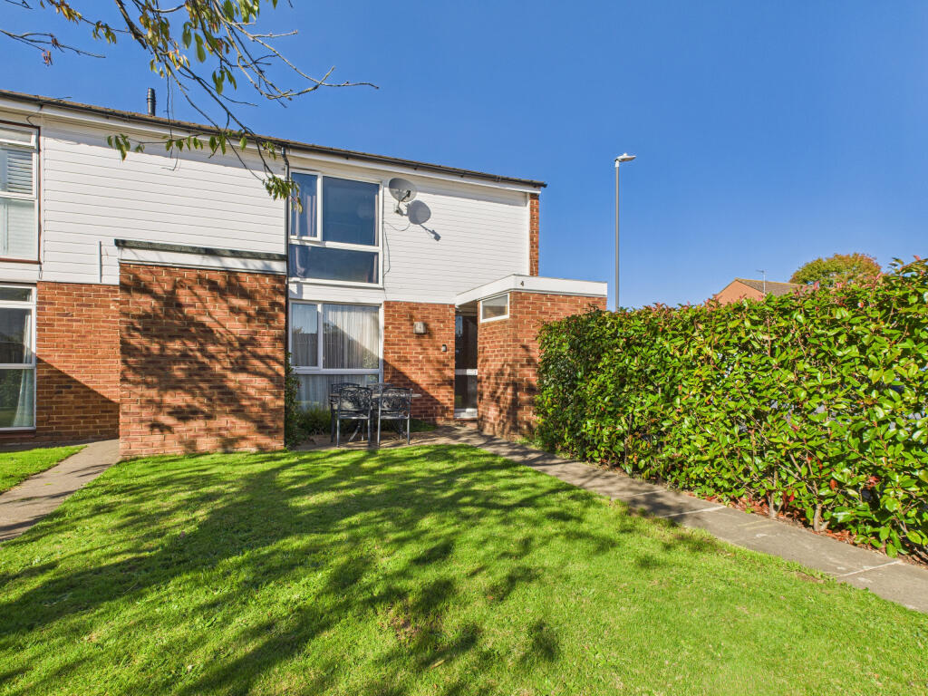 CAM02909G0-PR0494-STILL018