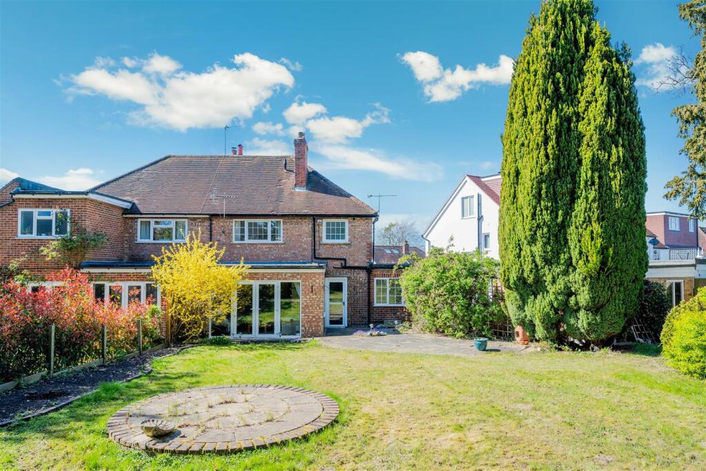 ROUNDWOOD VIEW (14 FROM 25)-23.jpg