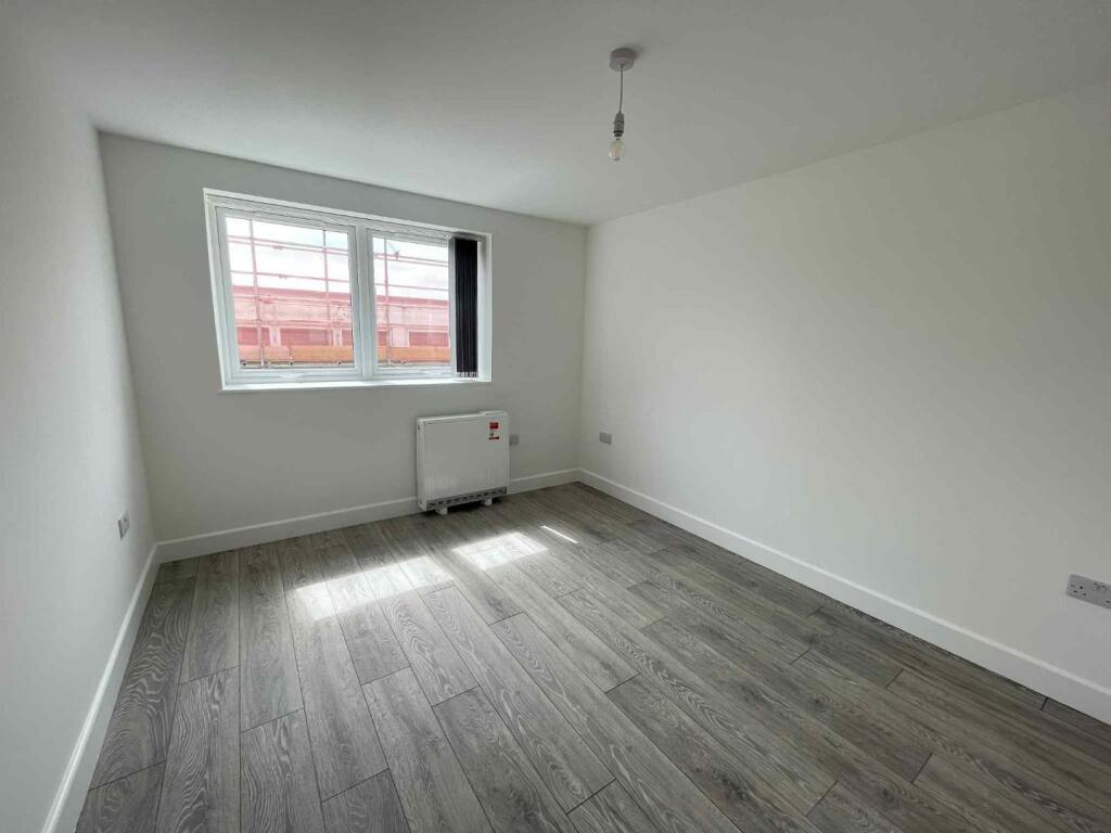 Copenhagen Flat 13 Primary Bedroom 1.jpg