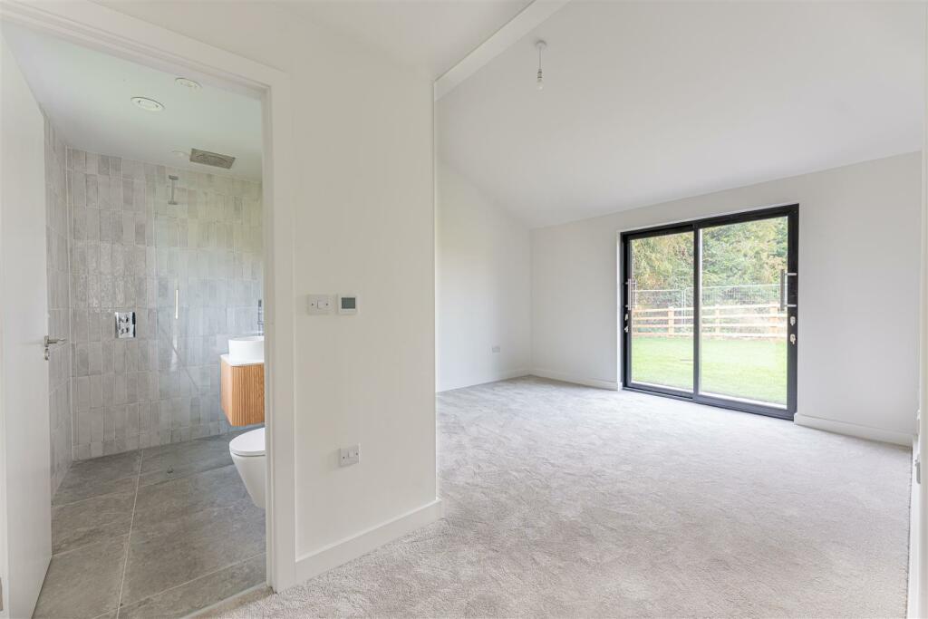 Coton House - by Visually Rich 02852.jpg