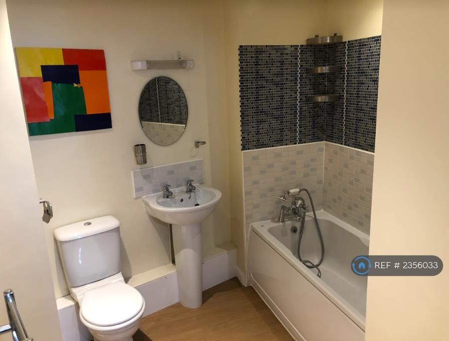 Main Bathroom
