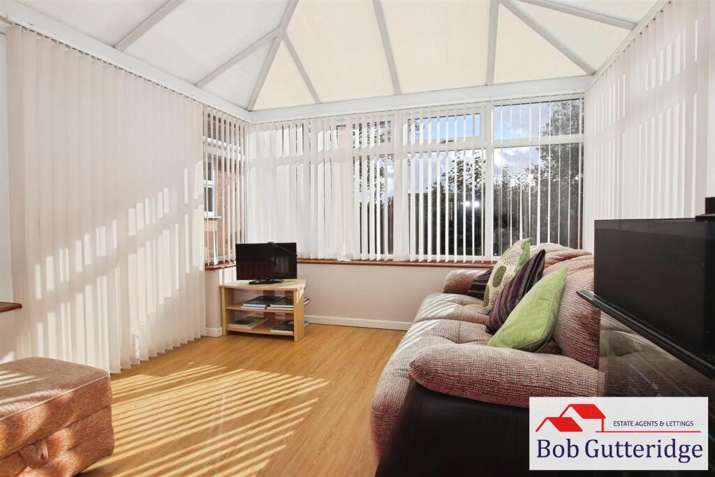 HALF BRICK CONSERVATORY