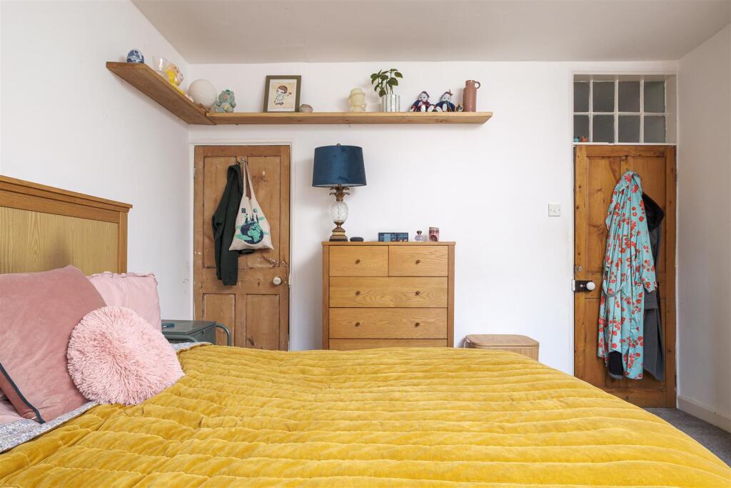 untitled (8 of 18).jpg