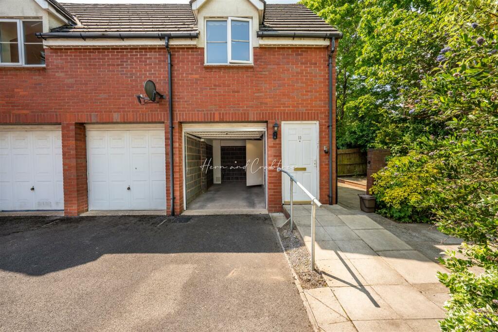 Doe Close, Penylan, HernCrabtree (6).jpg