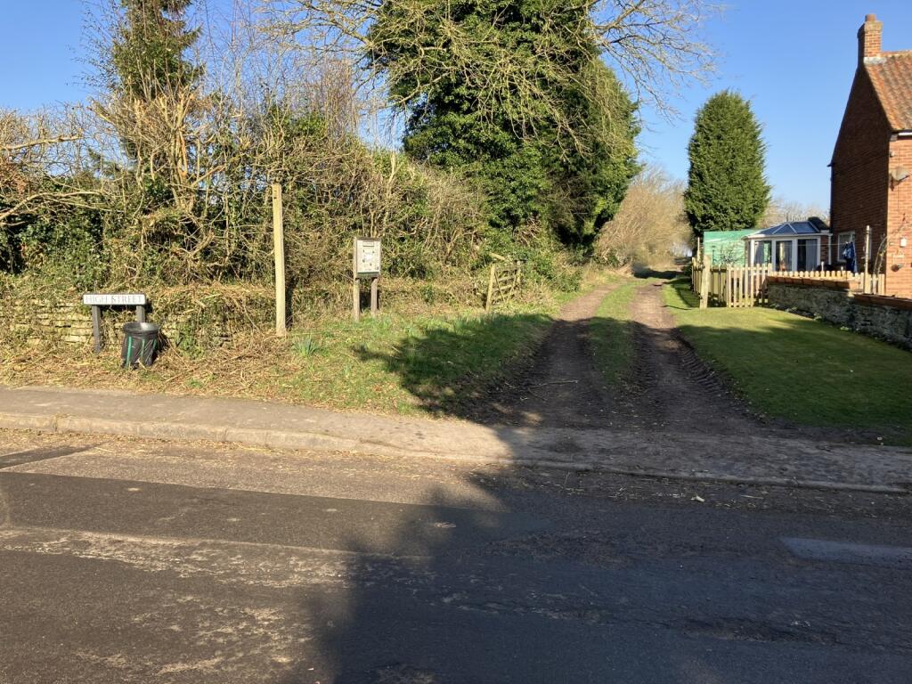 Entrance Track