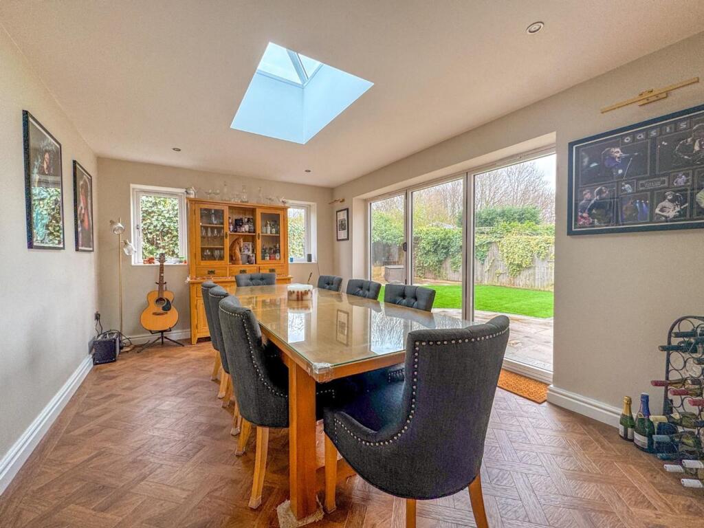 Lowes Drive - Image-24.jpg