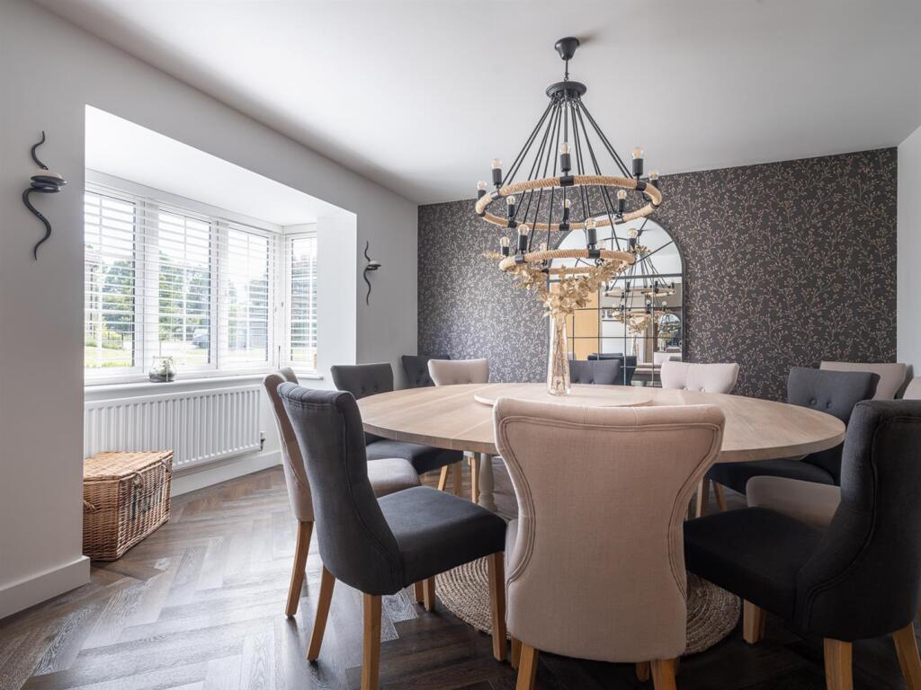 32 Studley Gardens-54.jpg