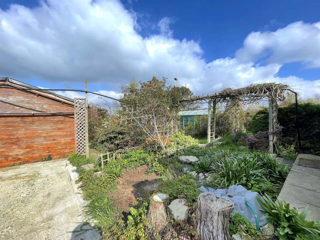 Garden (2).jpeg