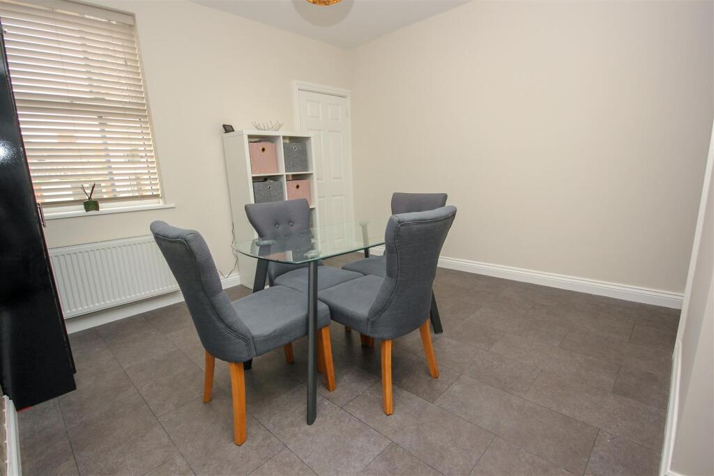 Dining Room..jpg