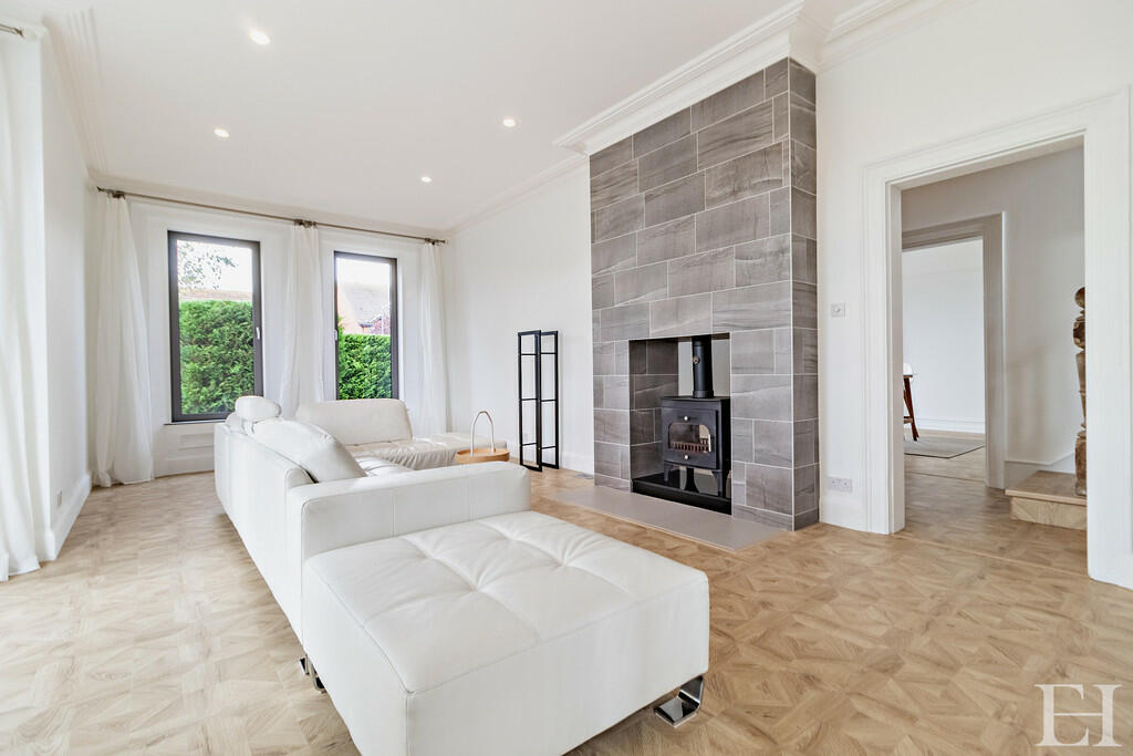 8623234-interiorW...
