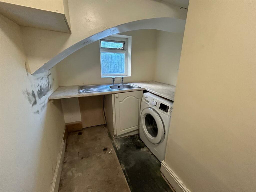 utility area in basement.jpg