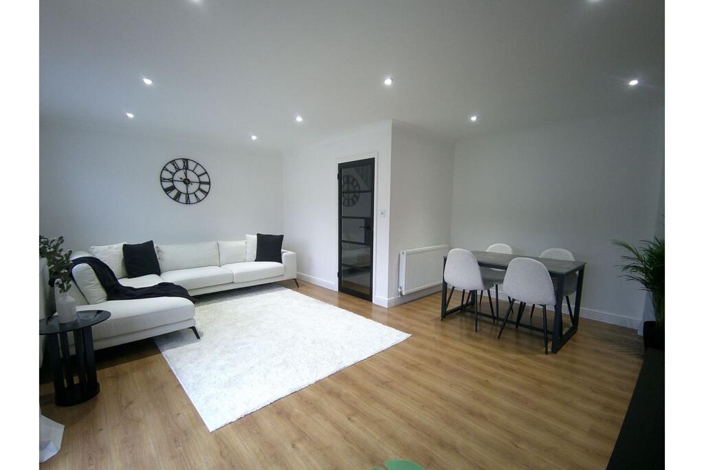 Living / Dining Room