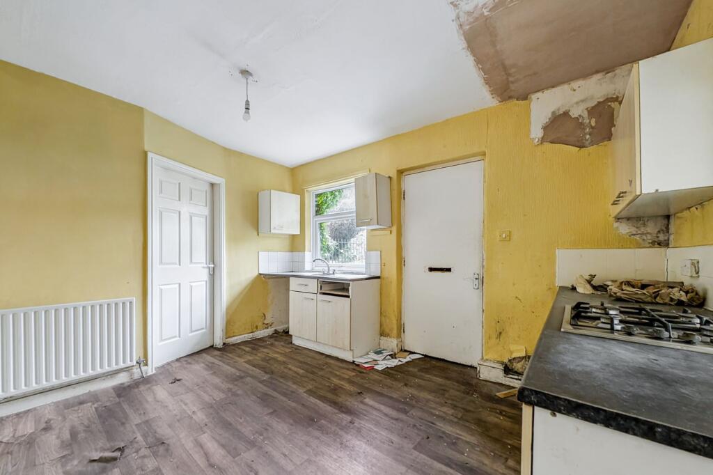 17 The Oval, Newcastle Upon Tyne, NE6 3LH