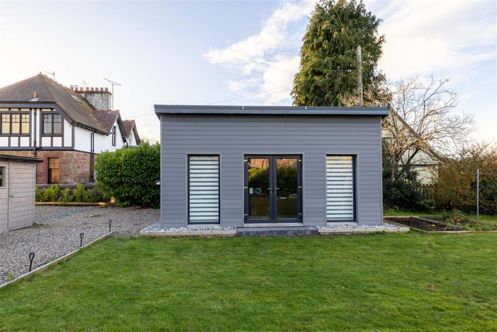 The Ferns, Westpark Road Blairgowrie - ext-10.jpg