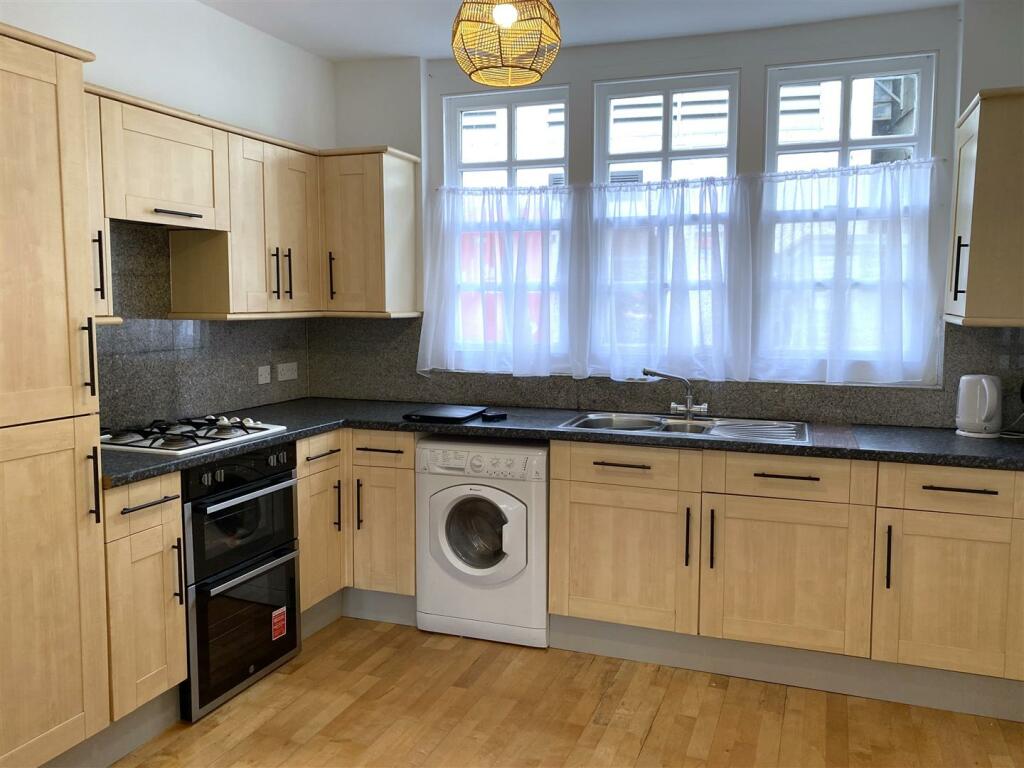 Kitchen.jpg