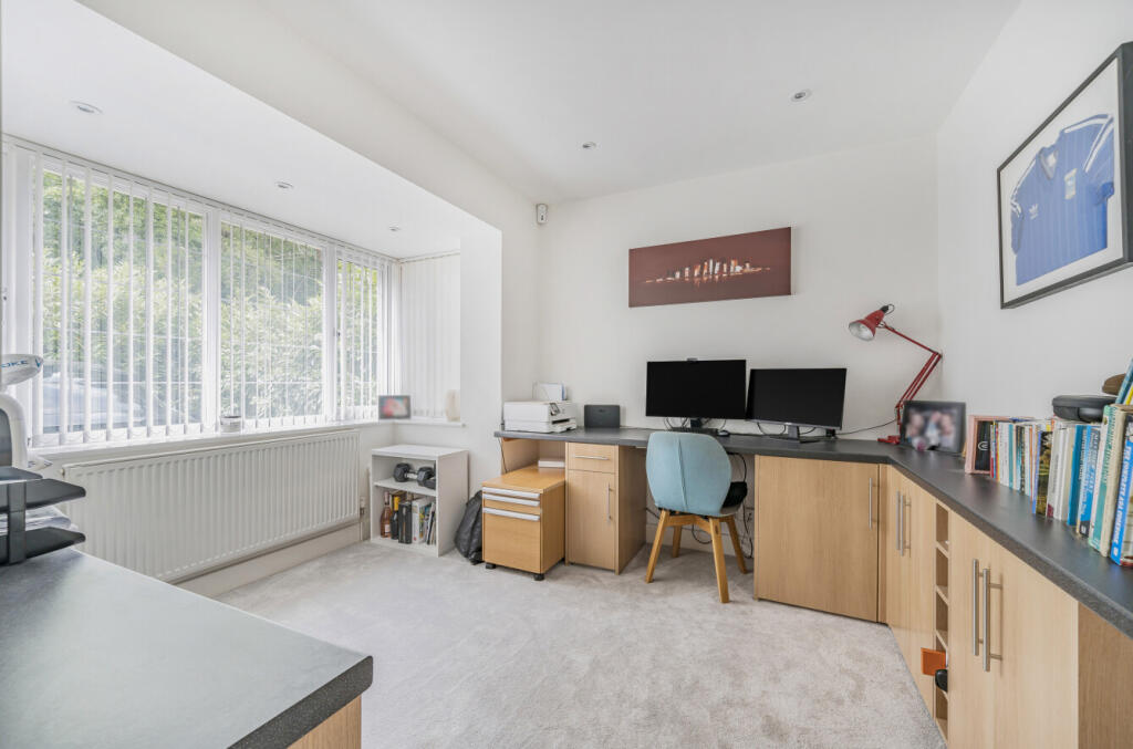 1329204-20-68839c...