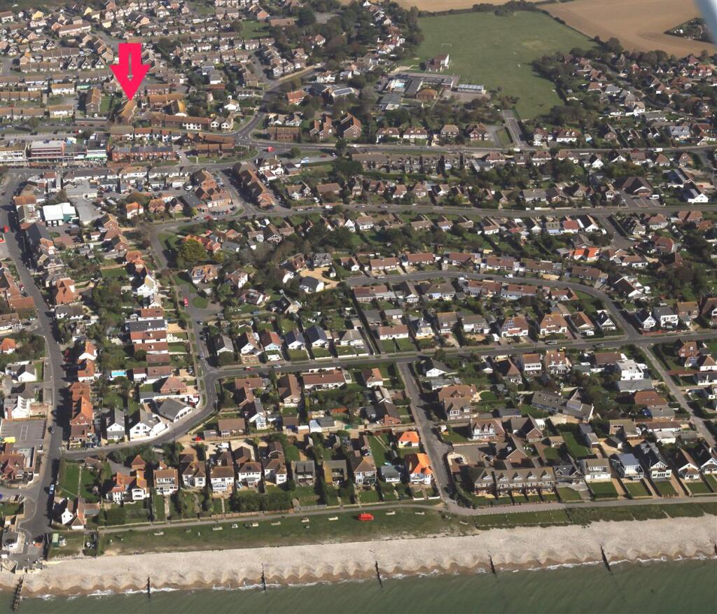 110928 - 0142 aerial arrow.jpg