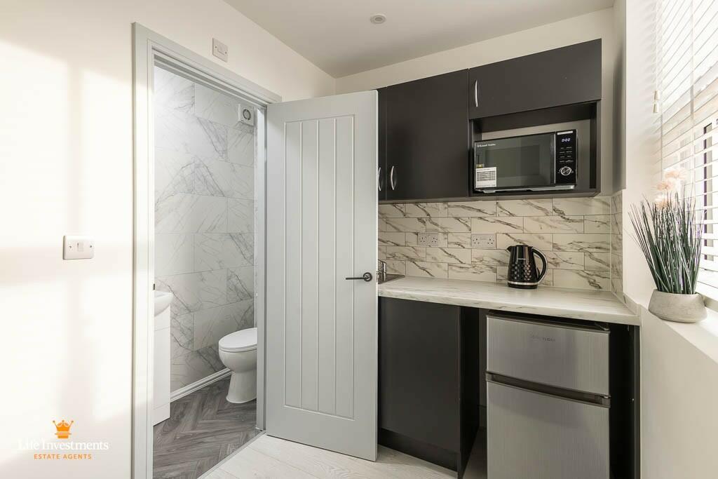 Kitchenette